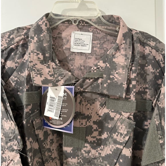 US Army Combat Jacket NWT - Picture 2 of 7